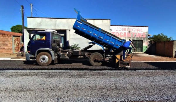 Prefeitura Municipal de Crixás do Tocantins realiza recapeamento asfáltico em ruas e avenidas da cidade