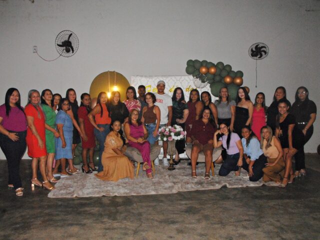 Secretaria Municipal de Educação oferece jantar em homenagem aos Professores do Município