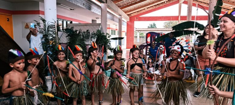 CMEI “Criança Feliz” faz homenagem ao Dia dos Povos Indígenas